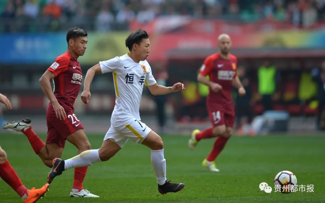 爱游戏官网网页版入口-包含长春亚泰客场惨负广州恒大，遭遇两连败的词条