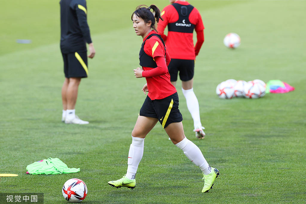 中国女足队员备战态势积极,目标清晰 中国女足队员备战态势积极,目标清晰