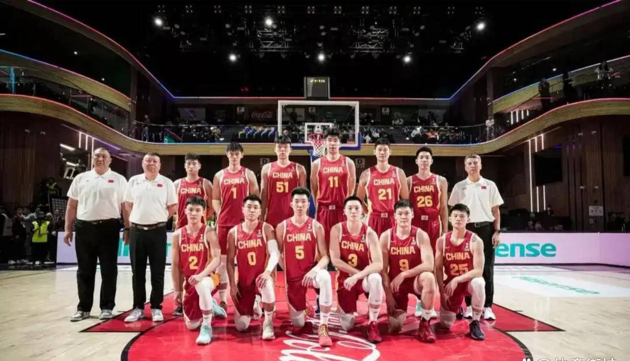 大连男篮凭借团队配合取得胜利 大连男篮凭借团队配合取得胜利