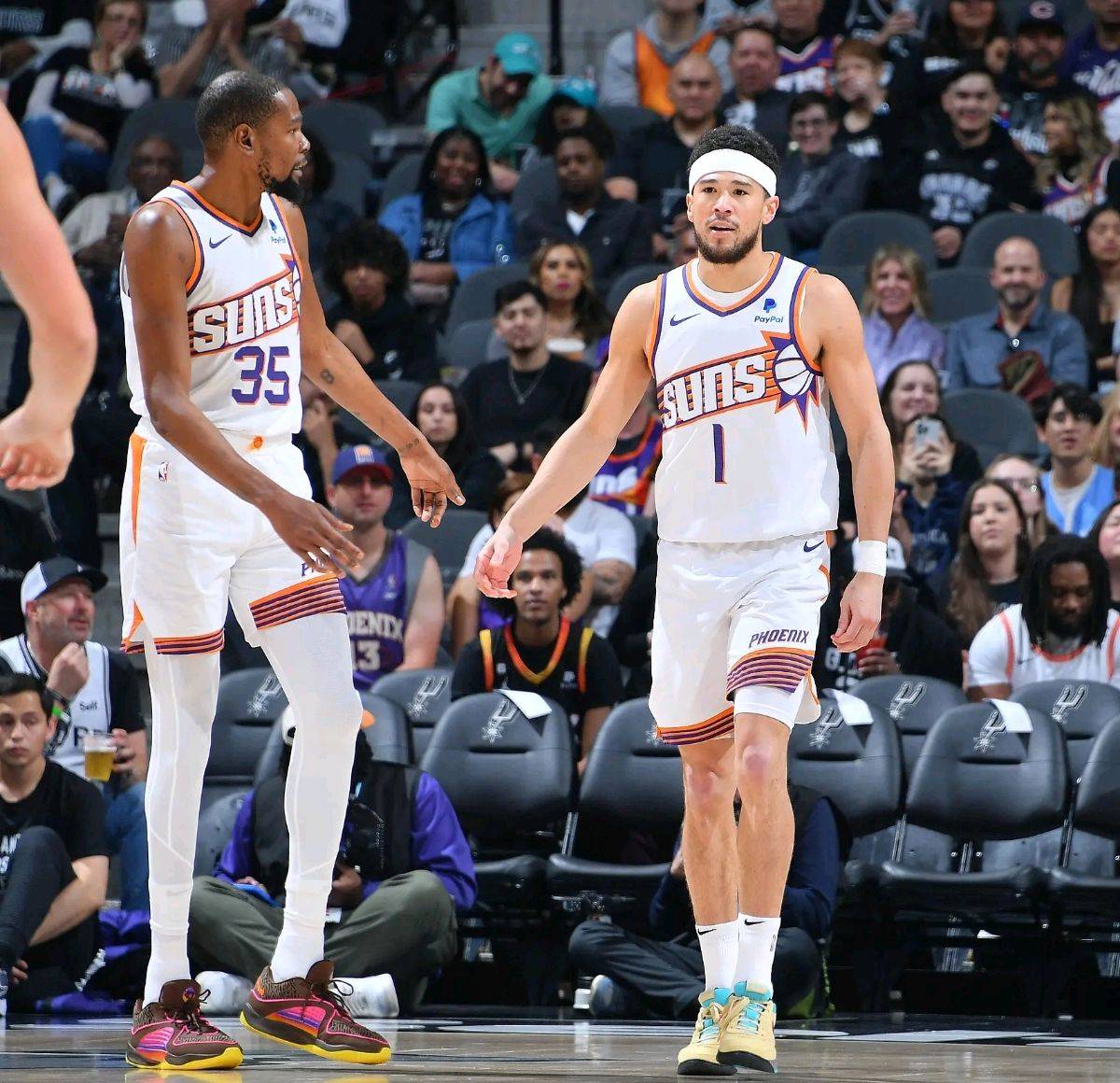 鹈鹕主场大胜灰熊,英格拉姆砍下28分 鹈鹕主场大胜灰熊,英格拉姆砍下28分