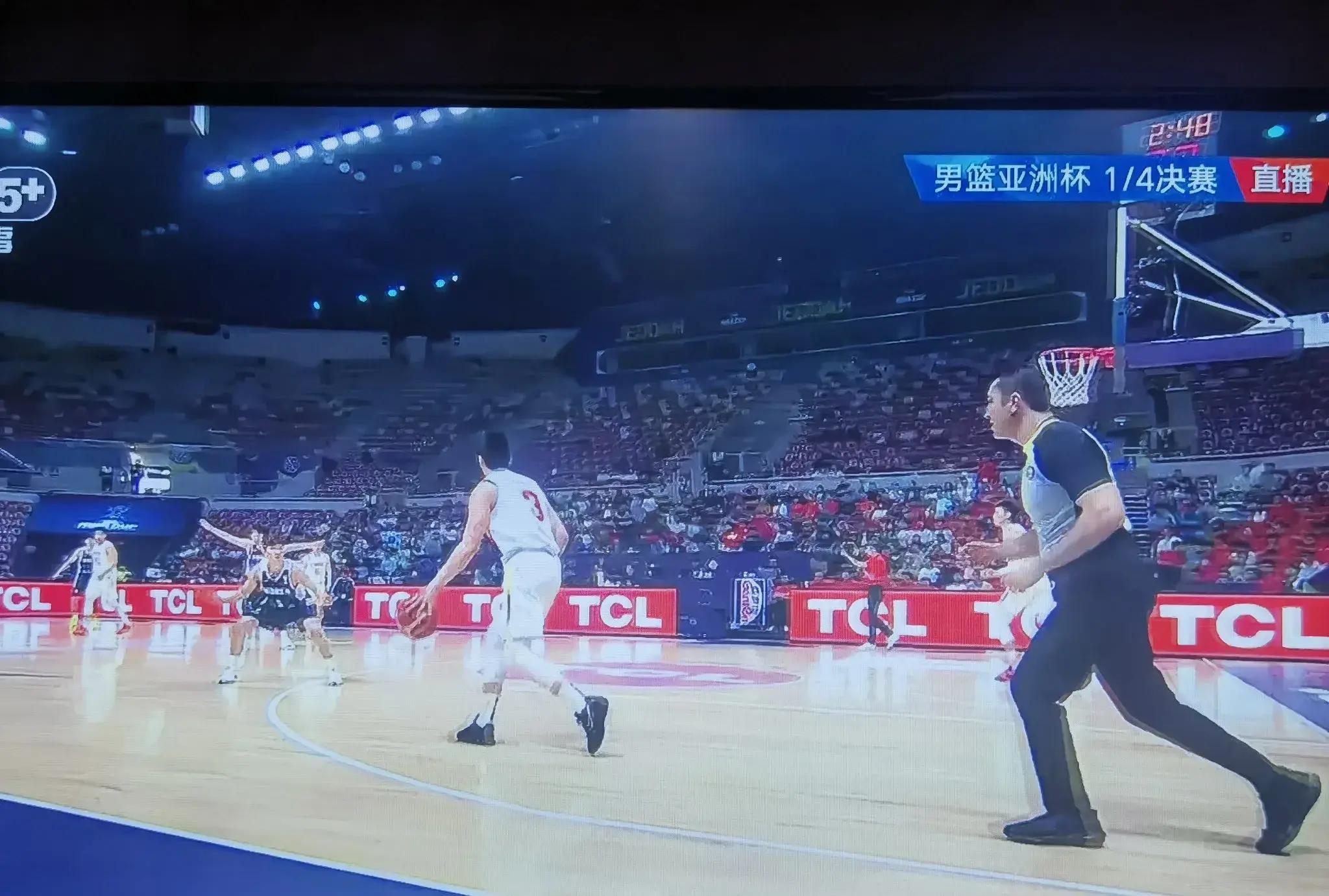 爱游戏体育官网-篮球比赛中发生暴力冲突，调查进行中的简单介绍